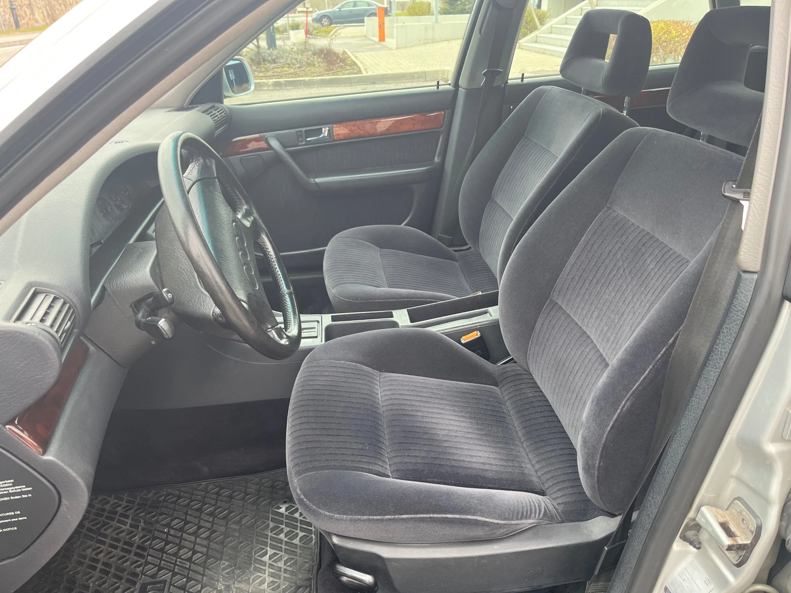 Audi 100 2.8 Автомат, 1-ви собств. в БГ - изображение 8