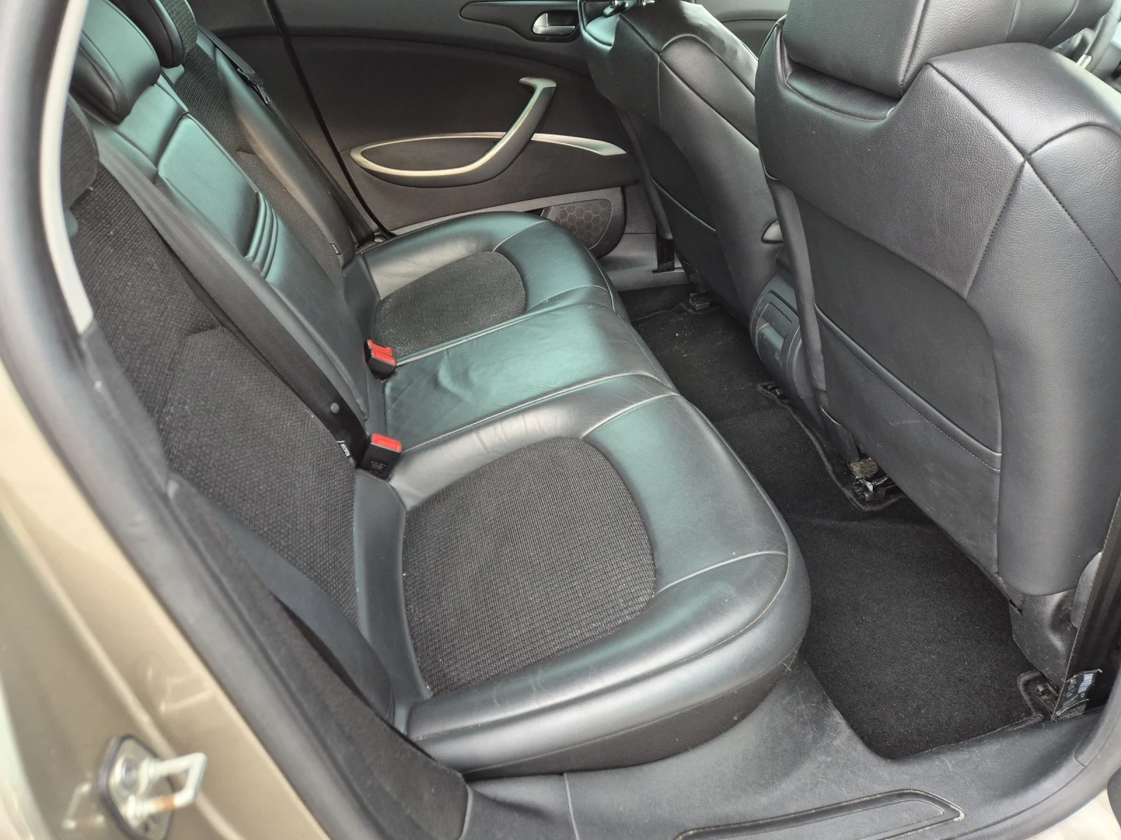 Citroen C5 2.0 HDI, снимка 12 - Автомобили и джипове - 52008210