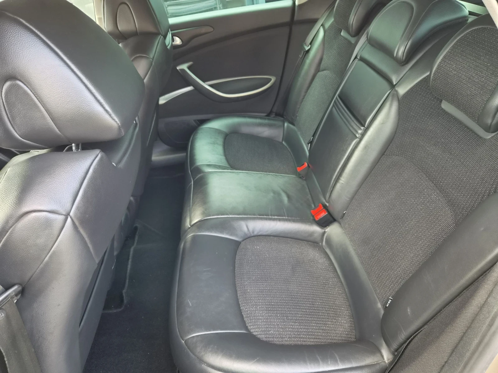 Citroen C5 2.0 HDI, снимка 15 - Автомобили и джипове - 52008210