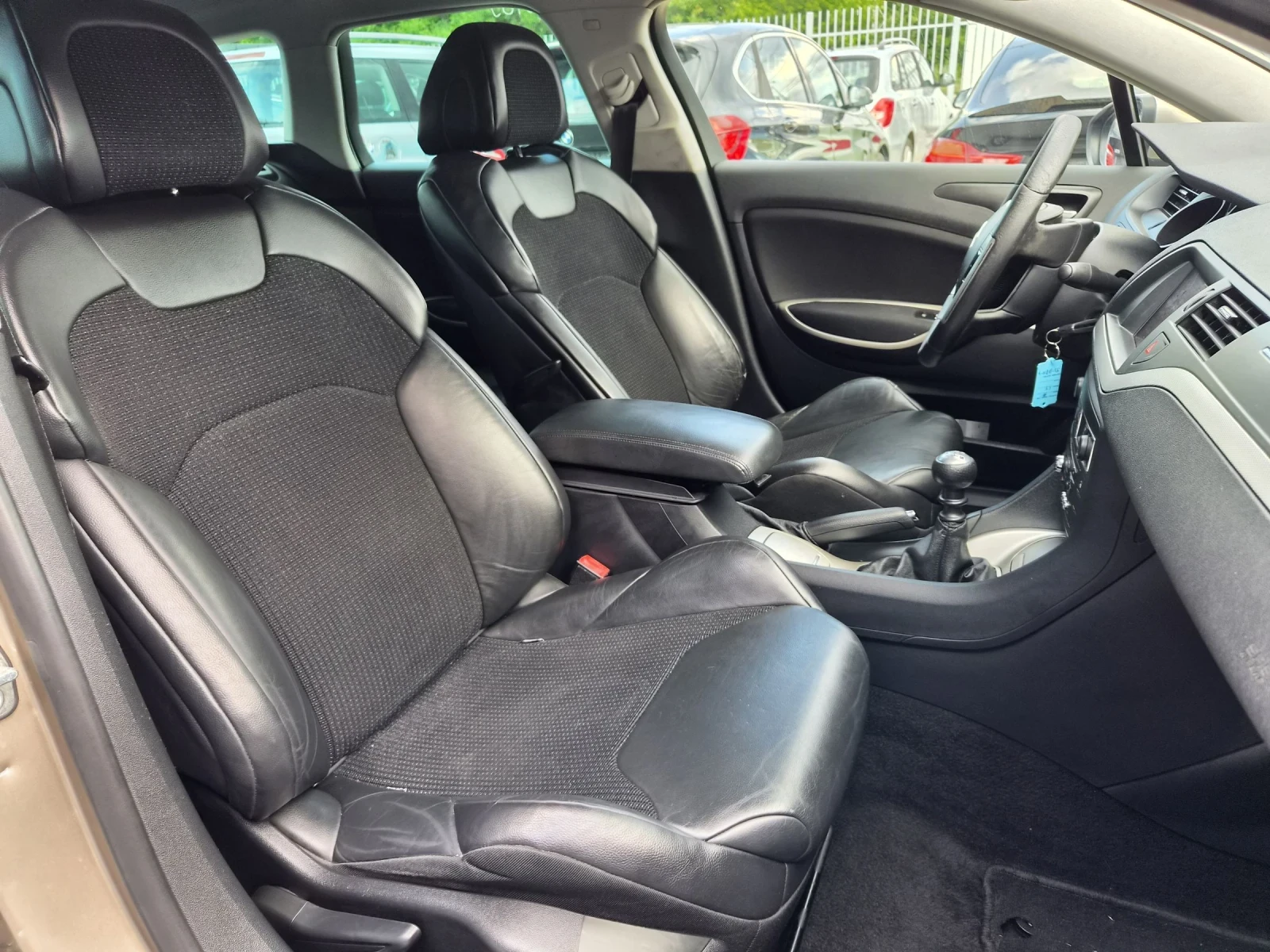 Citroen C5 2.0 HDI, снимка 12 - Автомобили и джипове - 52008210