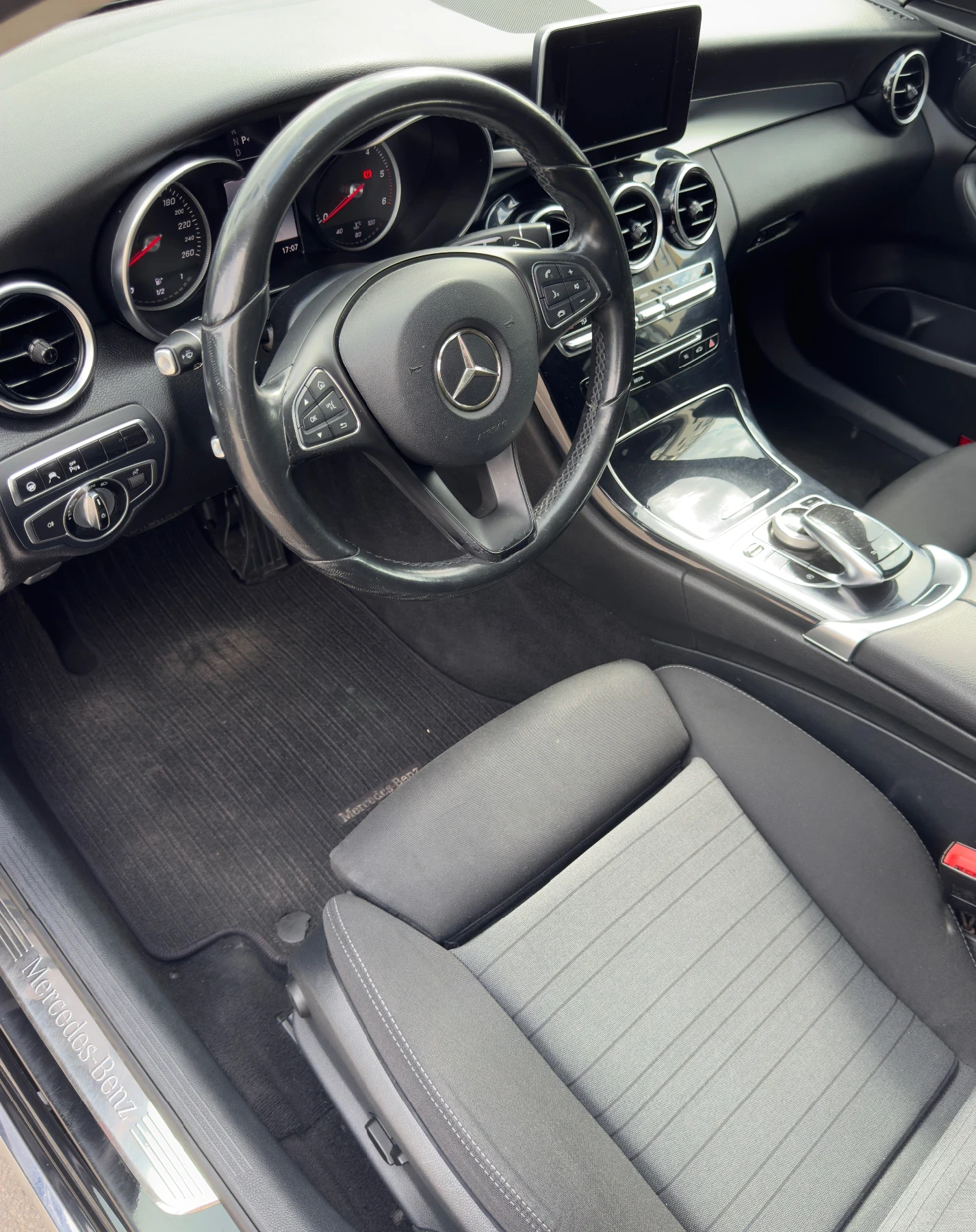 Mercedes-Benz C 220 4-MATIC!DISTRONIC!BLIND ASSIST!PDC!LANE ASSIST!TOP | Mobile.bg � ����������� 9