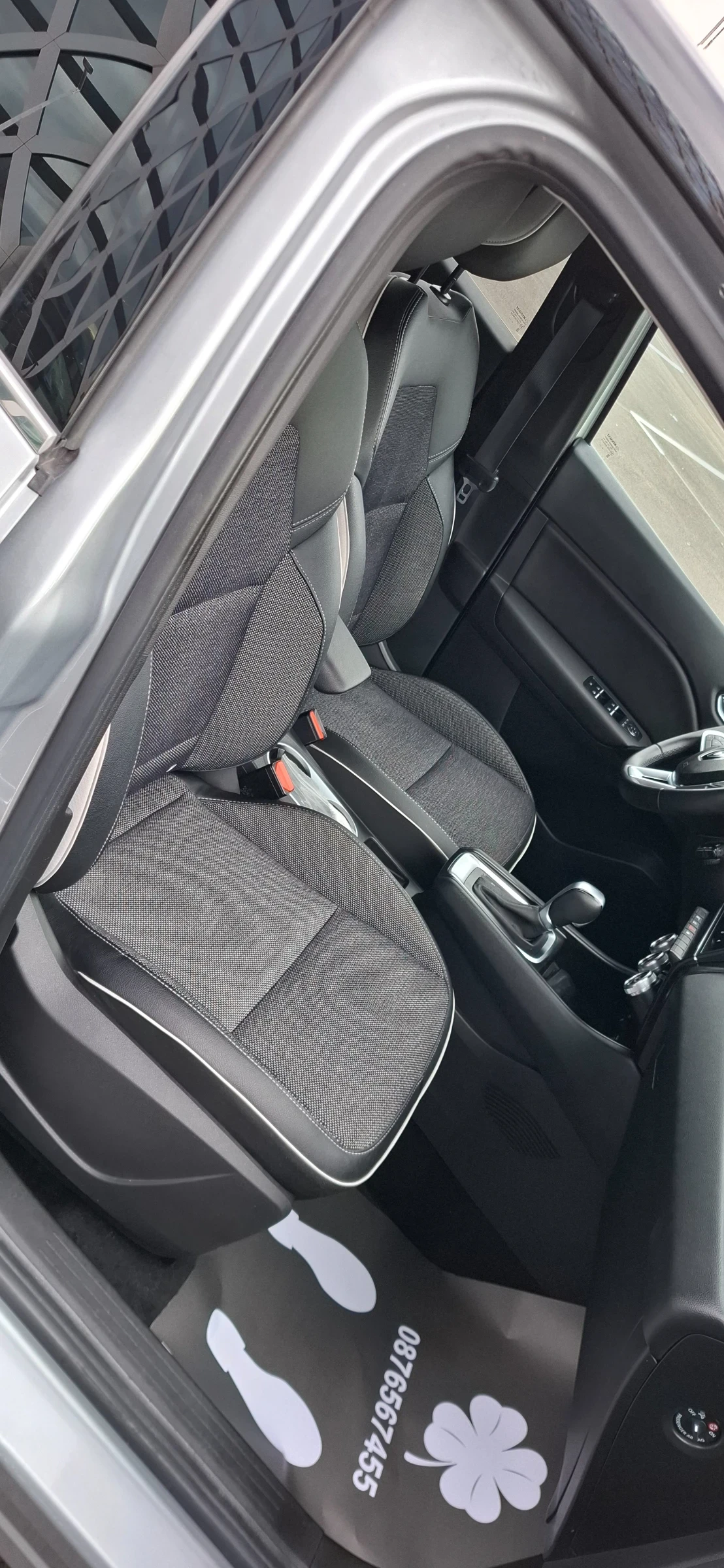 Renault Captur   Automat 60000km Нова Кола!!Swiss  Edition - изображение 9