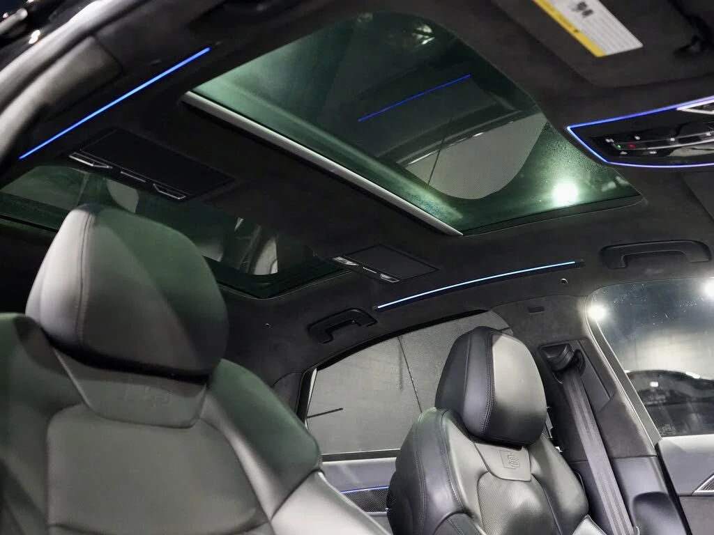 Audi A8 Audi S8 4.0T quattro* АвтоКредит* (ЦЕНА ДО БГ), снимка 10 - Автомобили и джипове - 53775443