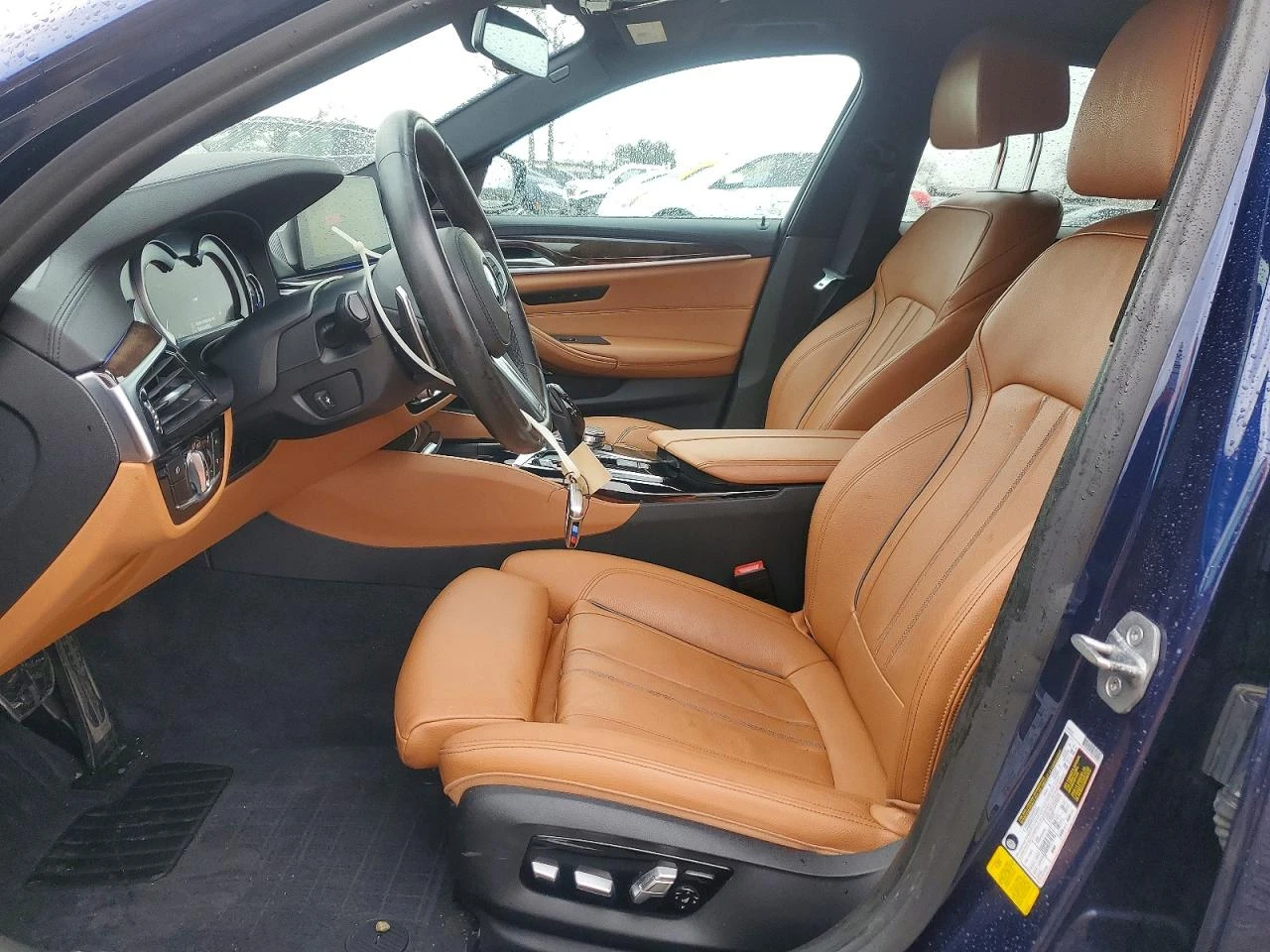 BMW 540 M-SPORT PKG* DISTRONIC* 360CAMERA* H&K SOUND* , снимка 8 - Автомобили и джипове - 53826106