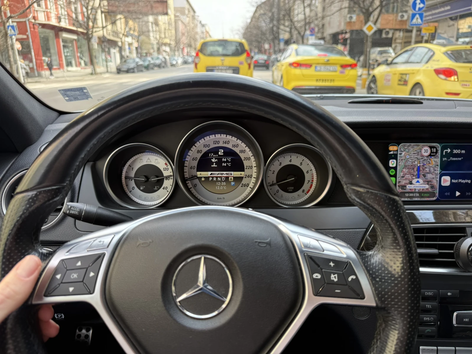 Mercedes-Benz C 350 4Matic | AMG | 350hp | CarPlay | Harman Kardon, снимка 10 - Автомобили и джипове - 53898506