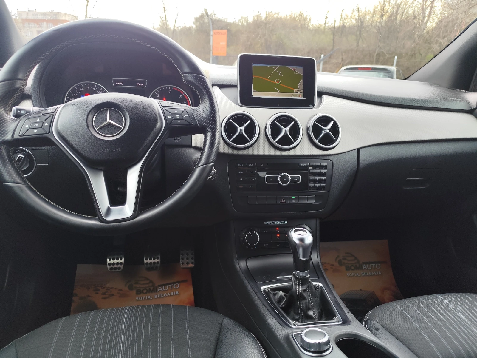Mercedes-Benz B 180 CDi* EURO5B* NAVI* LED* , снимка 8 - Автомобили и джипове - 53970379