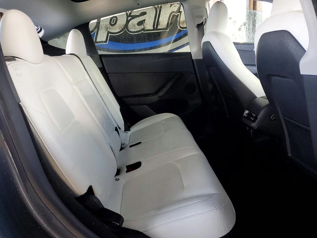 Tesla Model Y | Mobile.bg � ����������� 10
