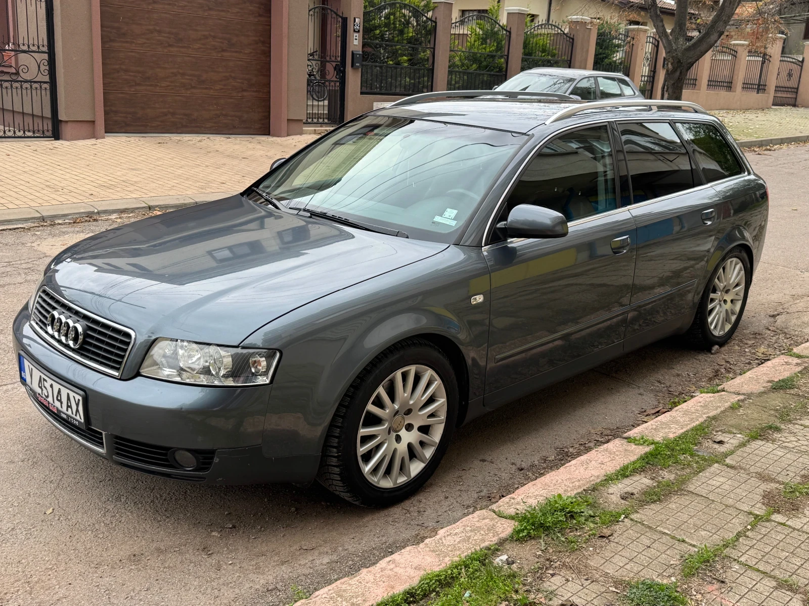 Audi A4, снимка 2 - Автомобили и джипове - 54346957