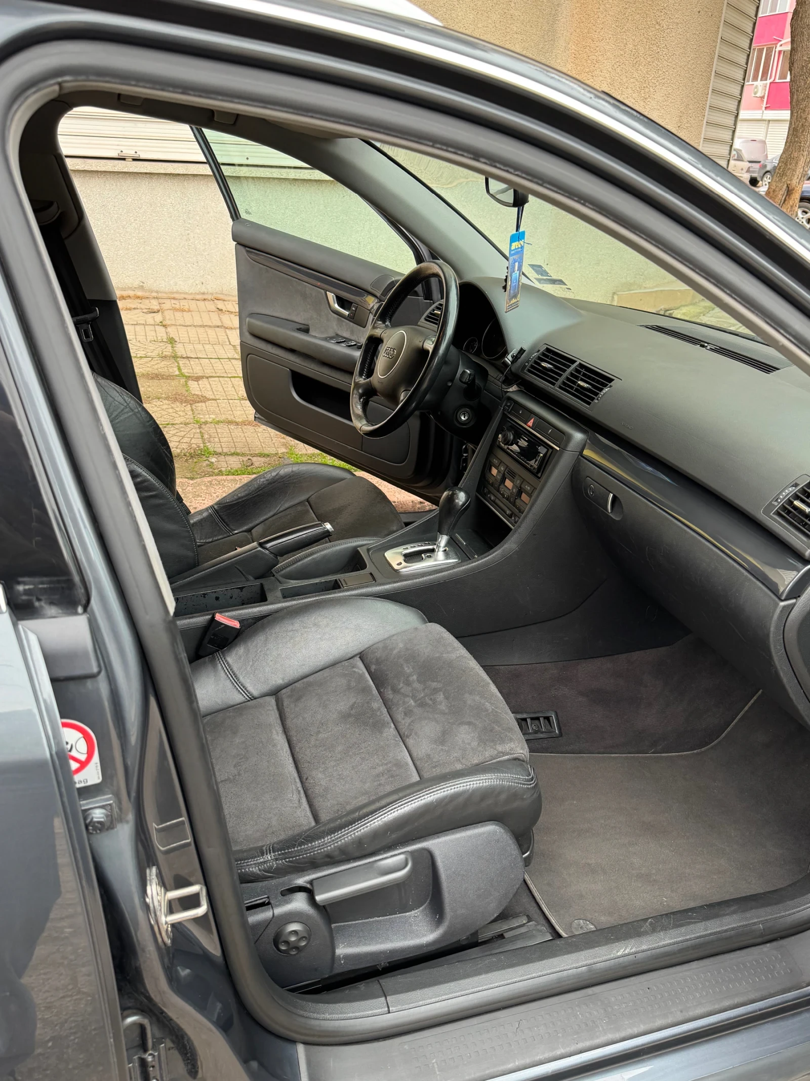 Audi A4, снимка 4 - Автомобили и джипове - 54346957