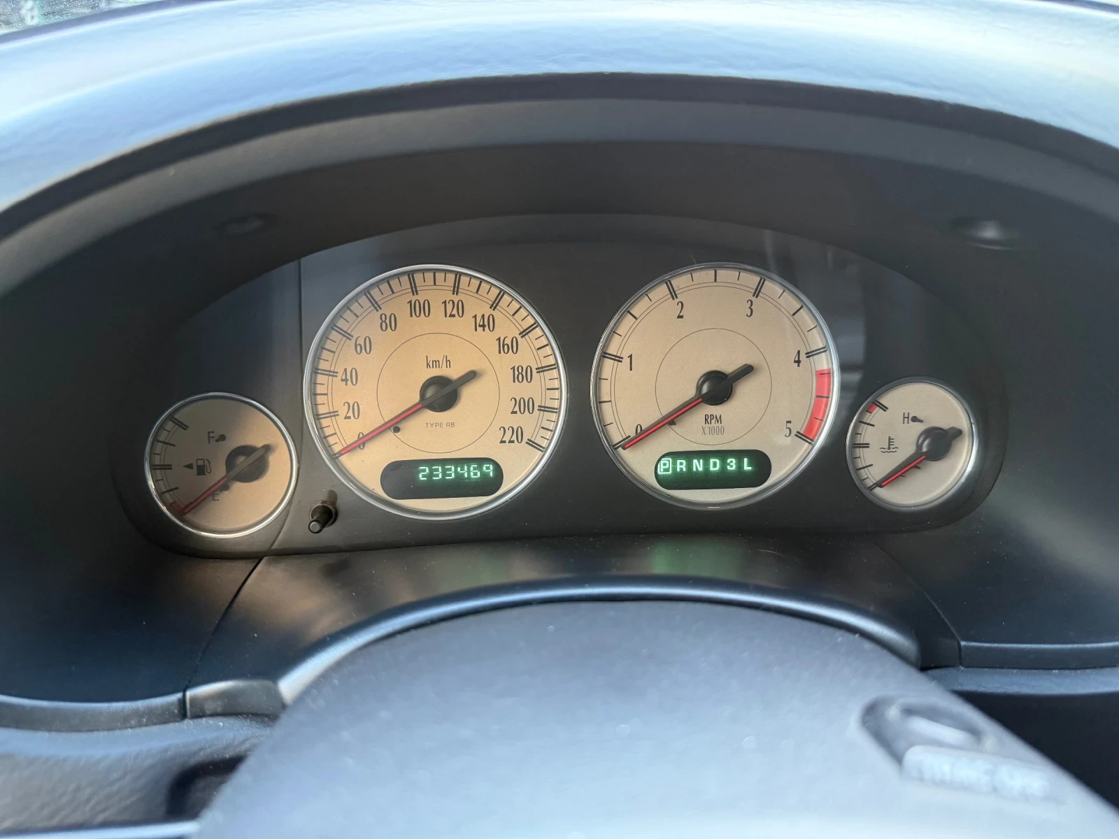 Chrysler Gr.voyager 2.8CRDI Limited Автомат , снимка 6 - Автомобили и джипове - 54683244