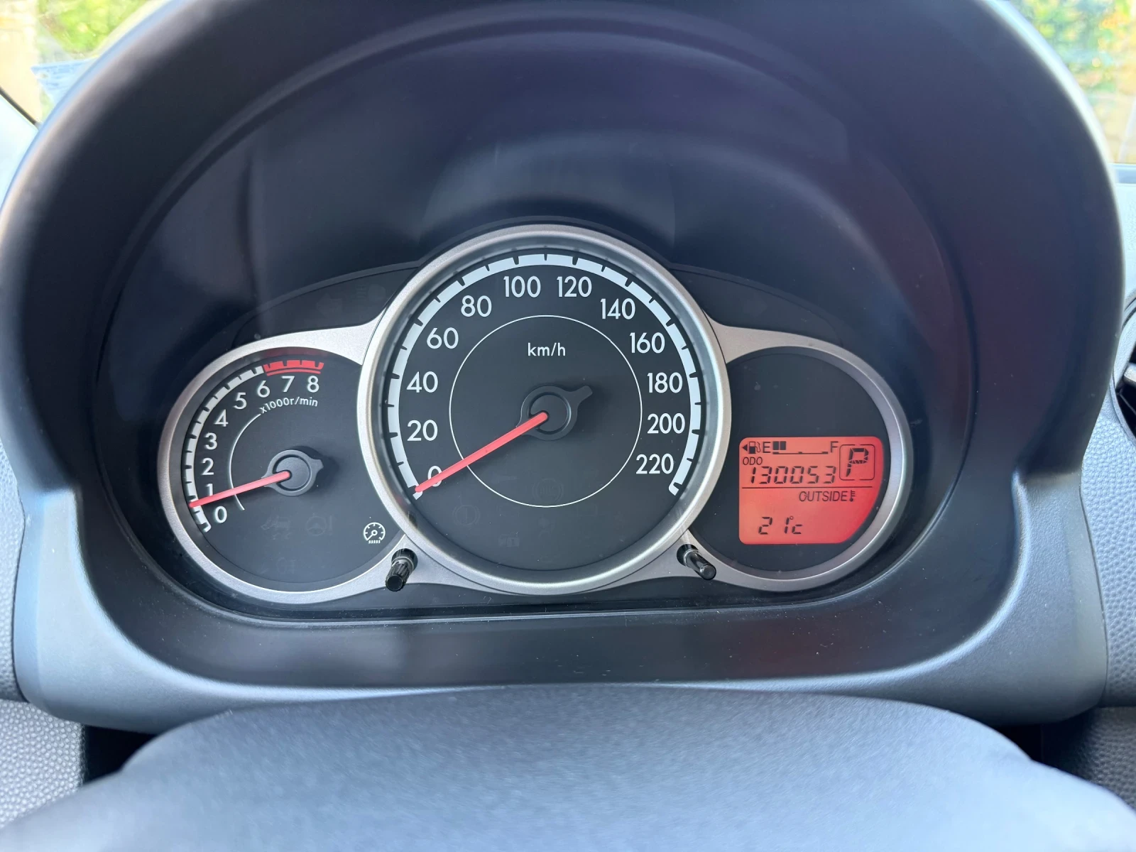 Mazda 2, снимка 14 - Автомобили и джипове - 54977877