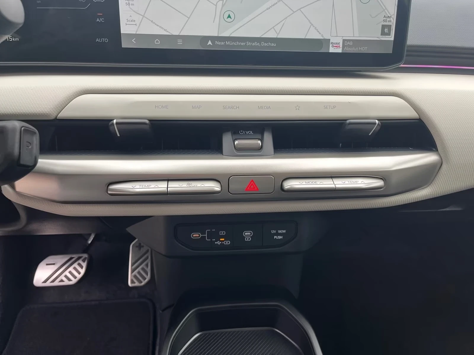 Kia EV4 GT-Line Warranty DISTR 360 H/K Winter Pack Keyless, снимка 11 - Автомобили и джипове - 55027180