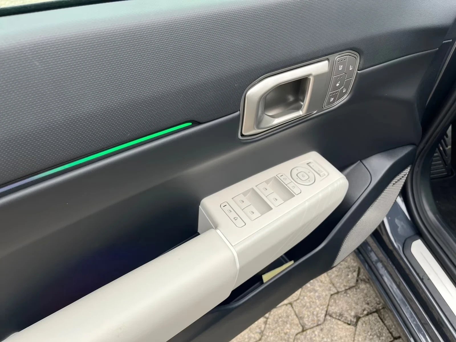 Kia EV4 GT-Line Warranty DISTR 360 H/K Winter Pack Keyless, снимка 8 - Автомобили и джипове - 55027180