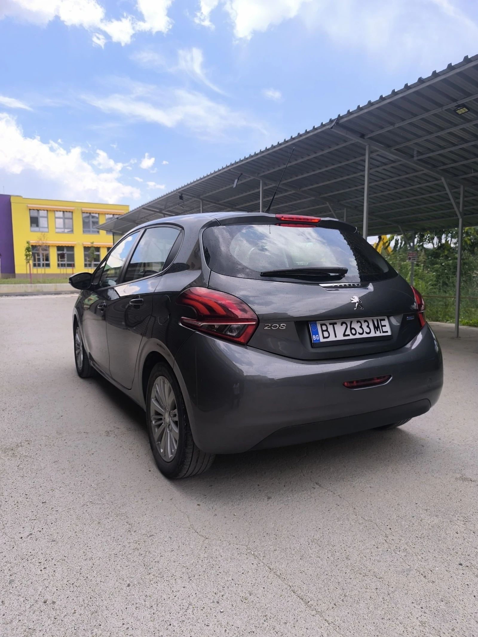Peugeot 208 1.2 facelift, снимка 4 - Автомобили и джипове - 55221480