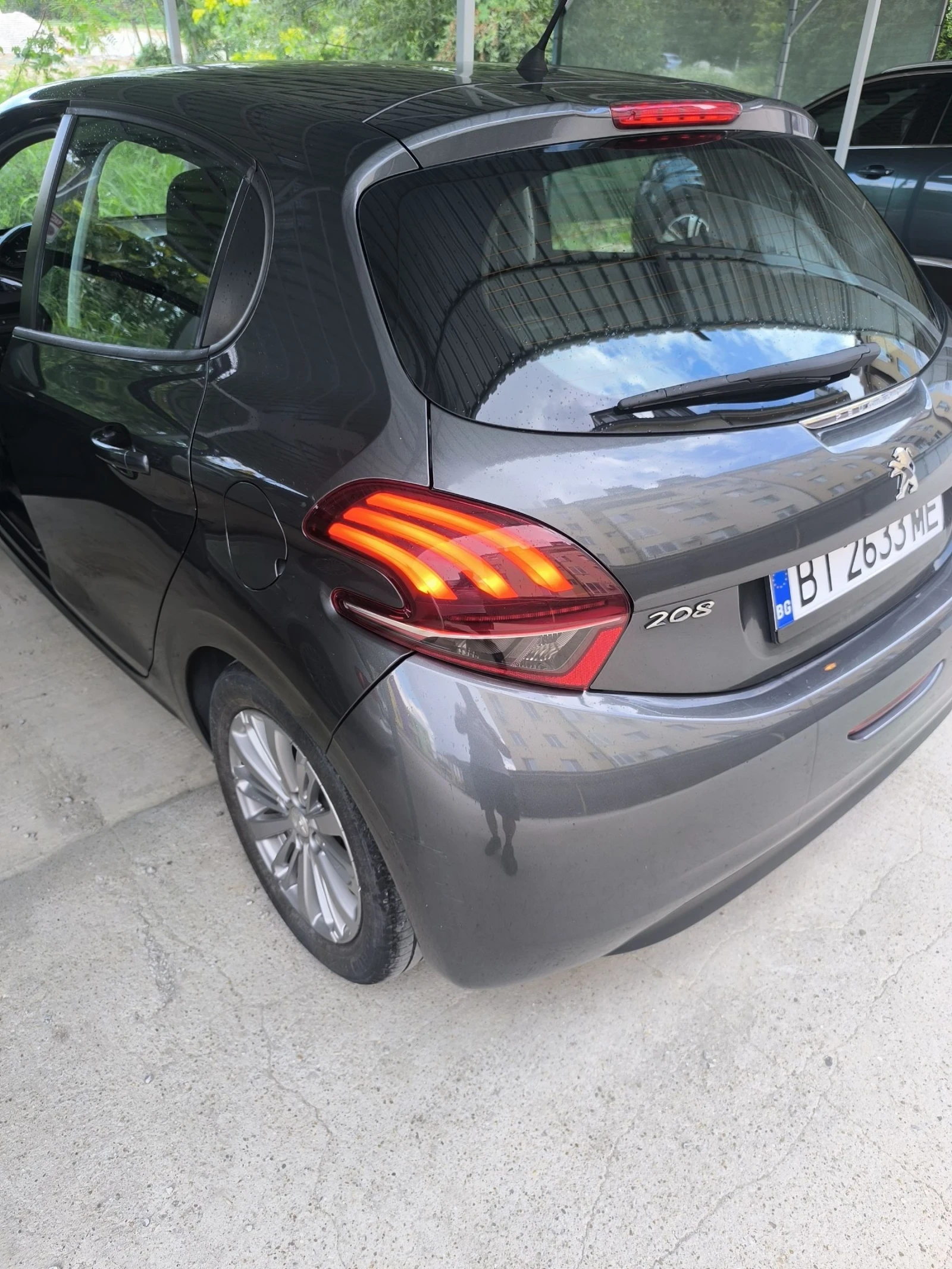 Peugeot 208 1.2 facelift, снимка 6 - Автомобили и джипове - 55221480