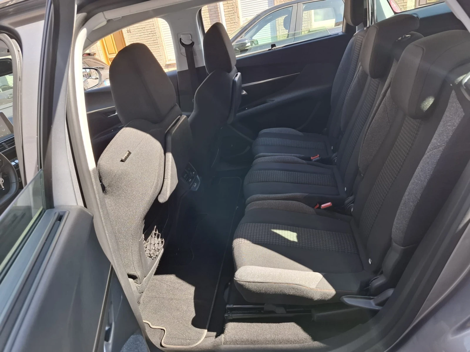 Peugeot 5008, снимка 5 - Автомобили и джипове - 55267990