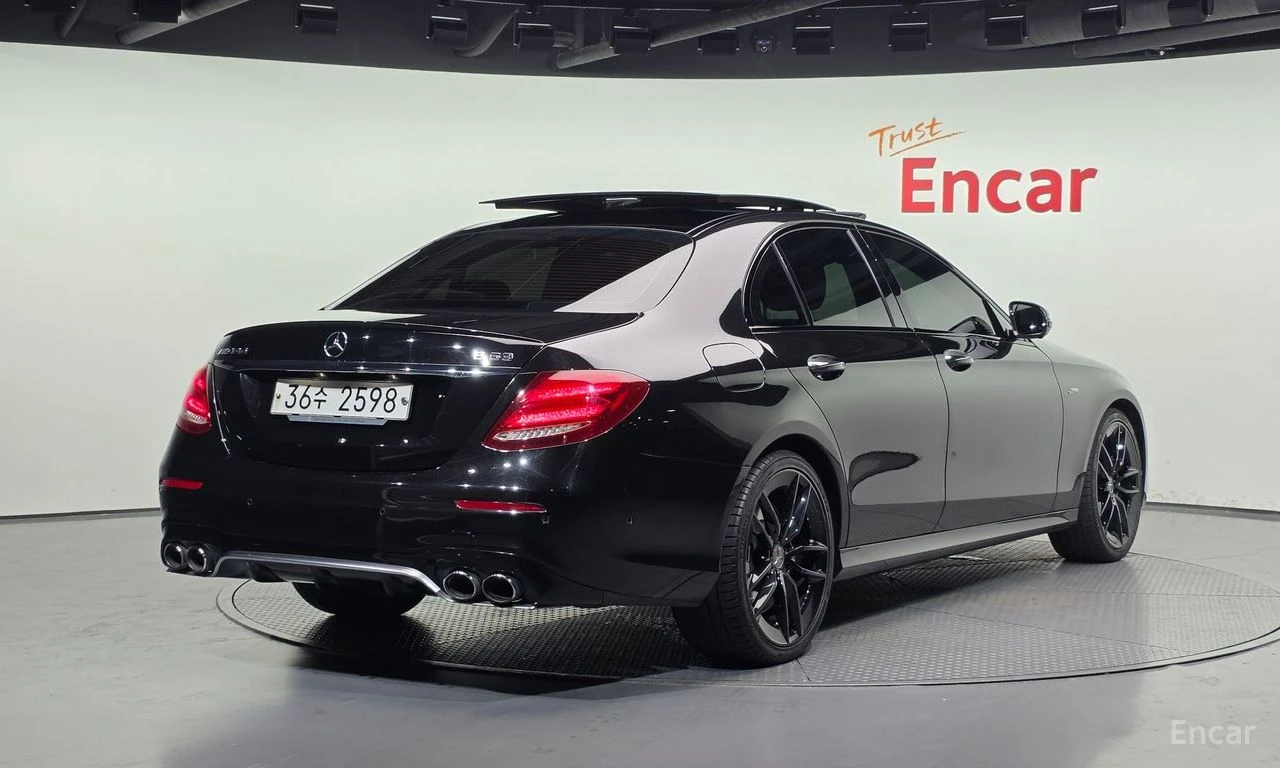 Mercedes-Benz E 53 AMG 4MATIC+ BURMESTER* ОБДУХВАНЕ* LANE* ASSIST* , снимка 2 - Автомобили и джипове - 55341962