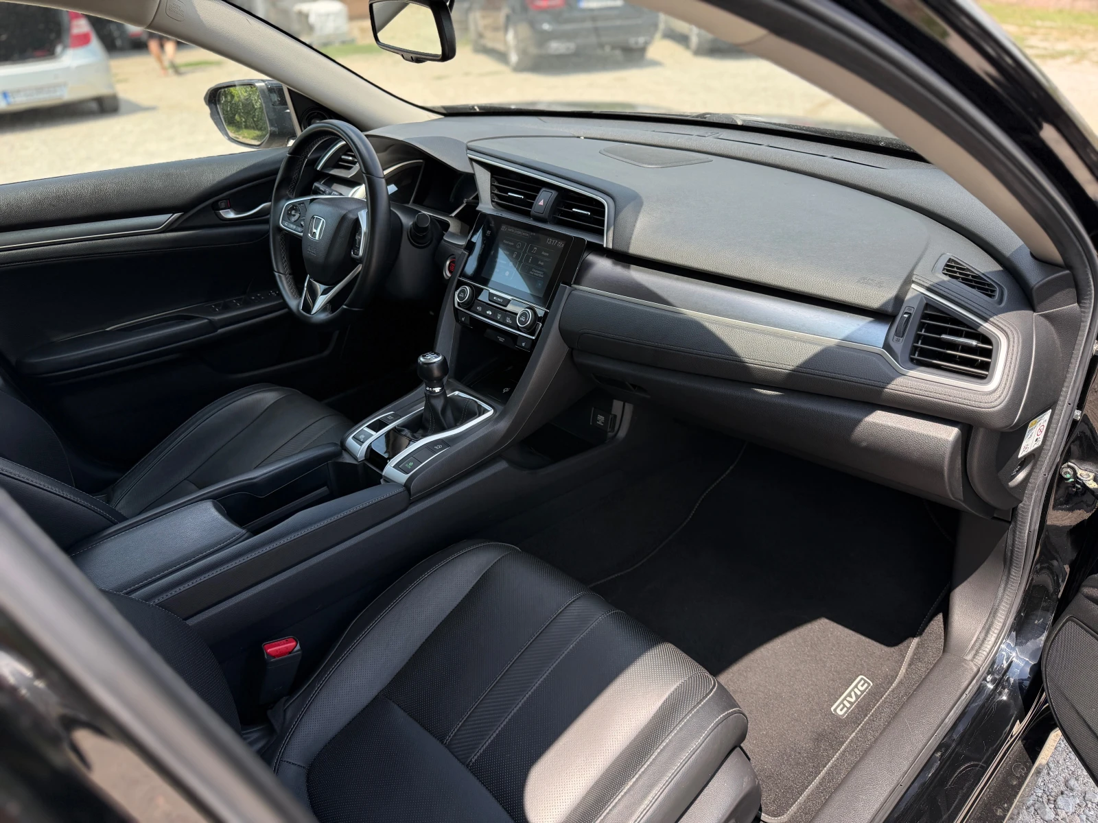 Honda Civic 1.6D Executive* ПЕРФЕКТНО СЪСТОЯНИЕ* , снимка 11 - Автомобили и джипове - 55412160