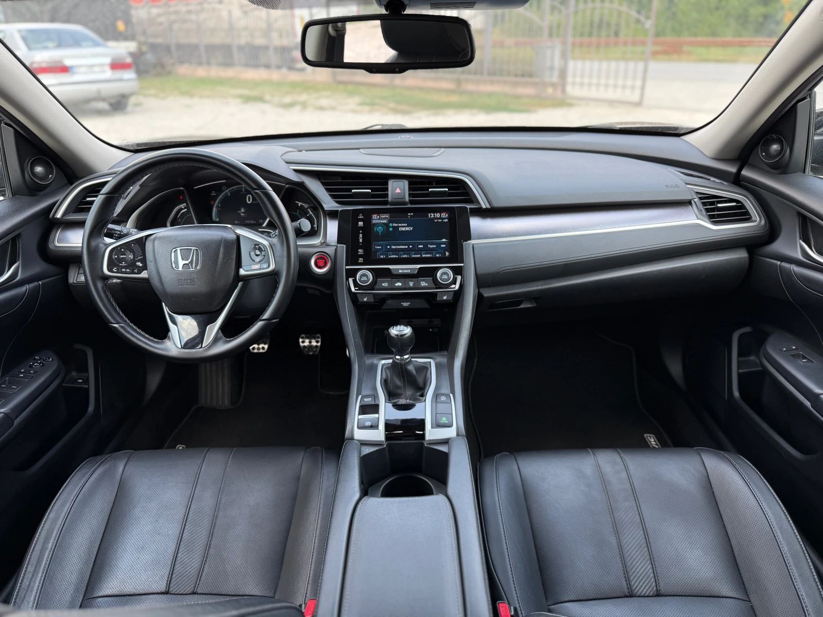 Honda Civic 1.6D Executive* ПЕРФЕКТНО СЪСТОЯНИЕ* , снимка 9 - Автомобили и джипове - 55412160