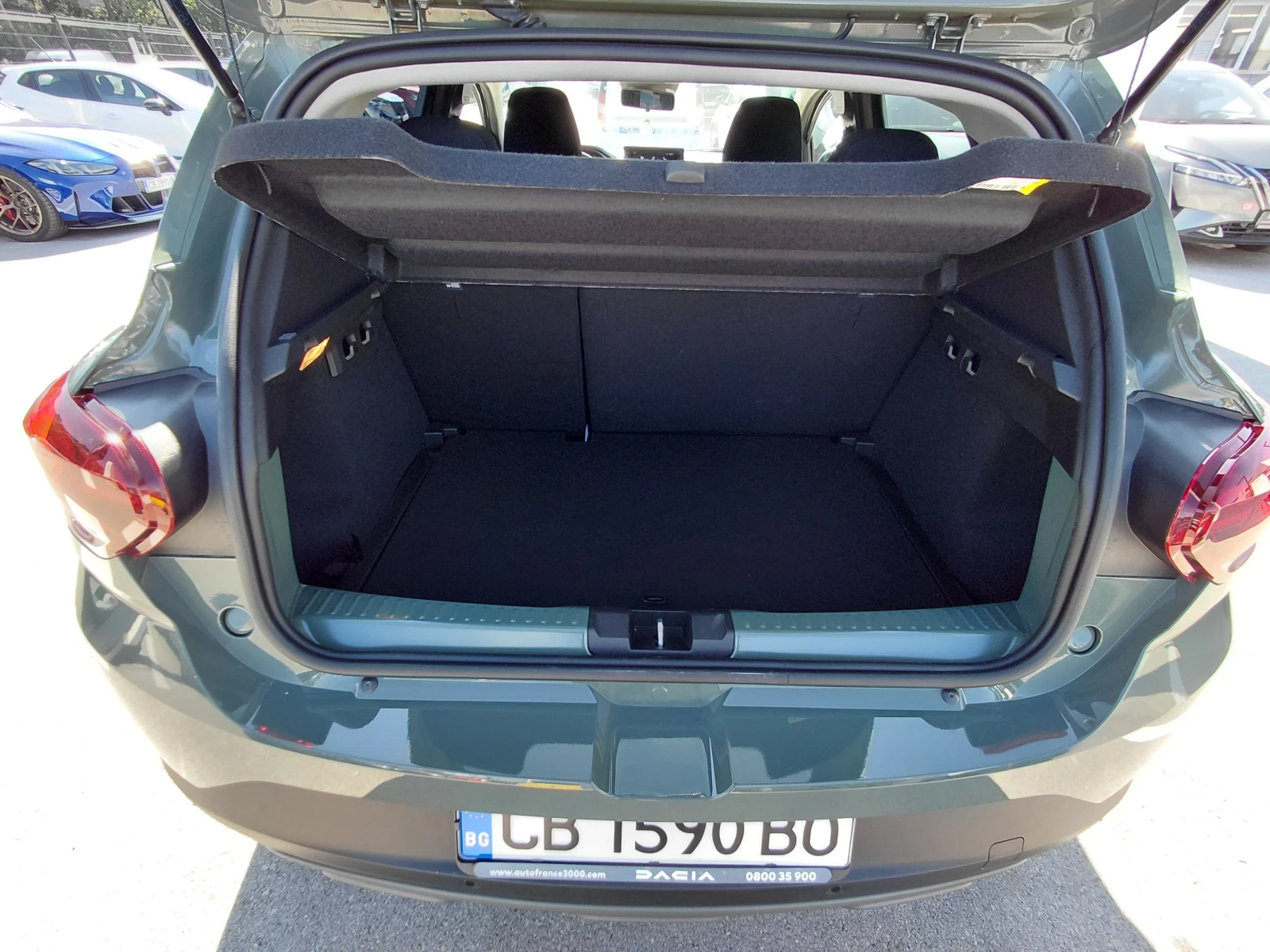 Dacia Sandero Stepway/Expression / 90к.с/CVT, снимка 17 - Автомобили и джипове - 55739155