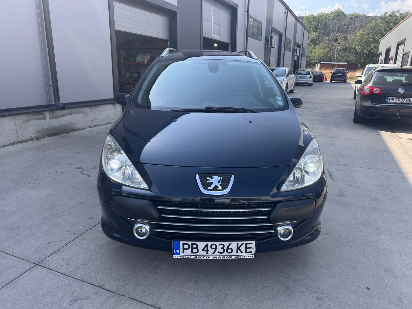 Peugeot 307 2.0 HDI 136кс НАВИ ПАНОРАМА. 7 места  