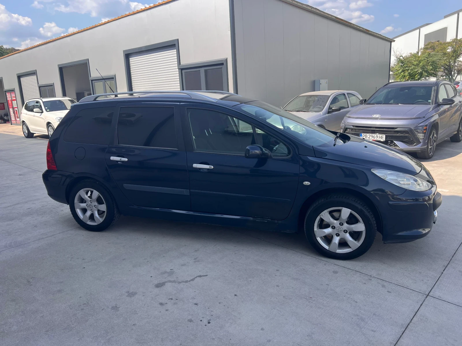 Peugeot 307 2.0 HDI 136кс НАВИ ПАНОРАМА. 7 места  , снимка 8 - Автомобили и джипове - 55831293