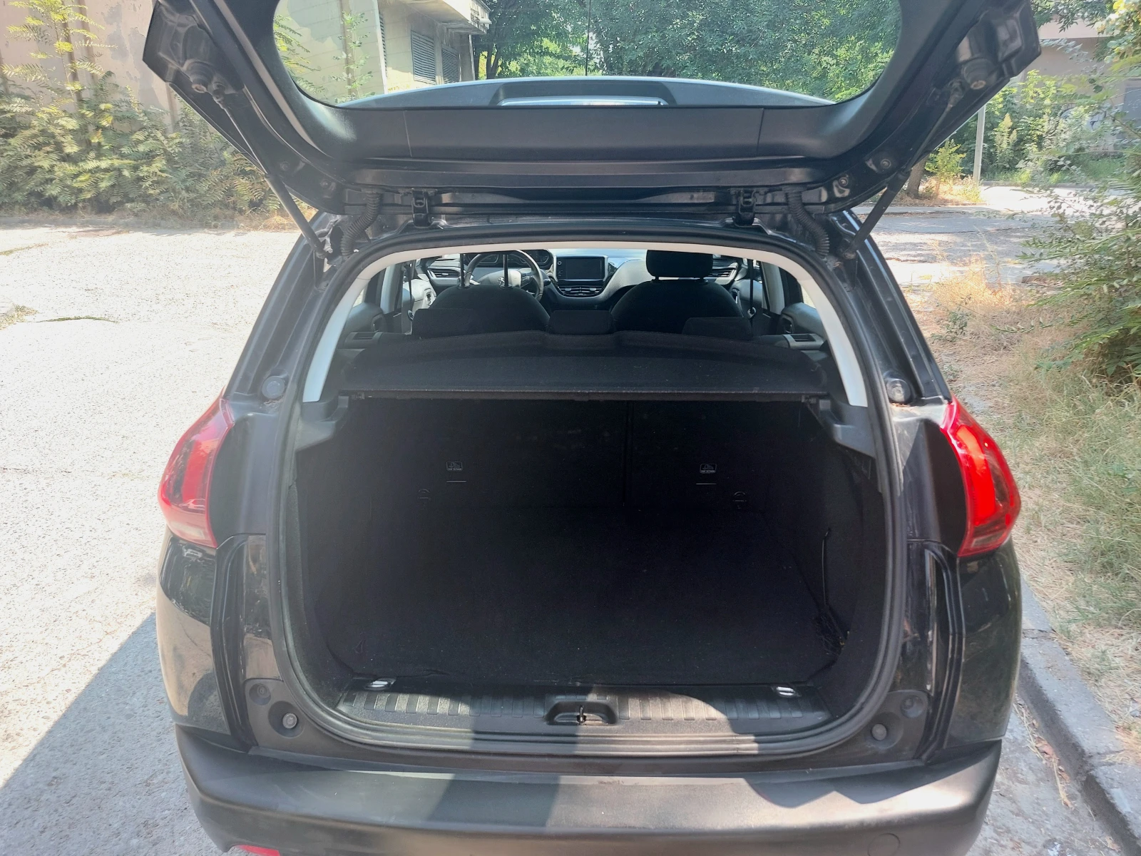 Peugeot 2008 1.6 HDI, снимка 7 - Автомобили и джипове - 55877860