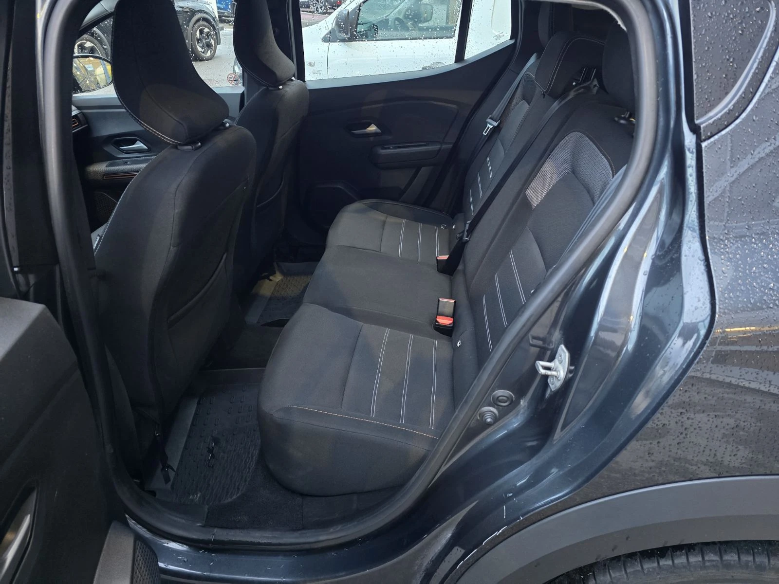 Dacia Sandero 1.0 TCe 90 Stop&Start EDC, снимка 13 - Автомобили и джипове - 56578981