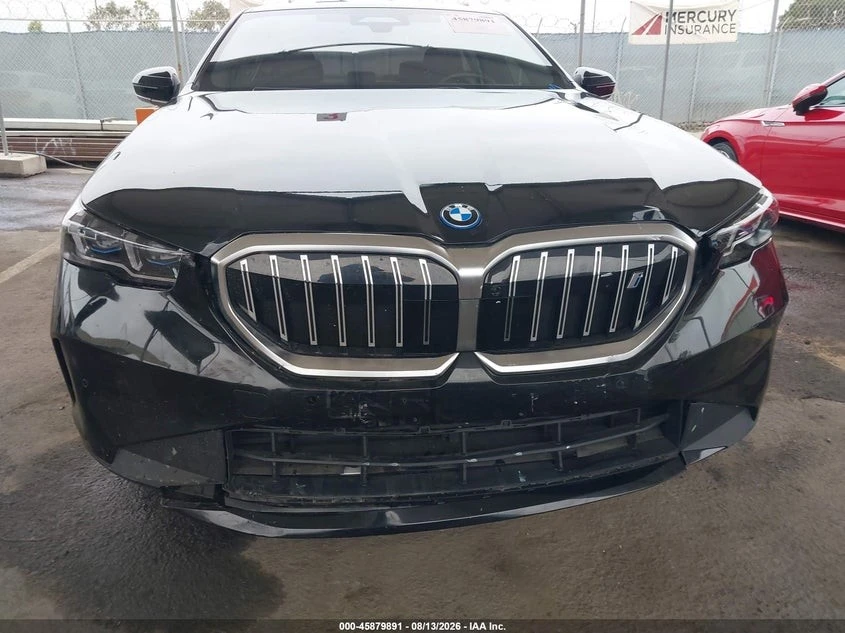 BMW i5 EDRIVE40, снимка 6 - Автомобили и джипове - 56656622