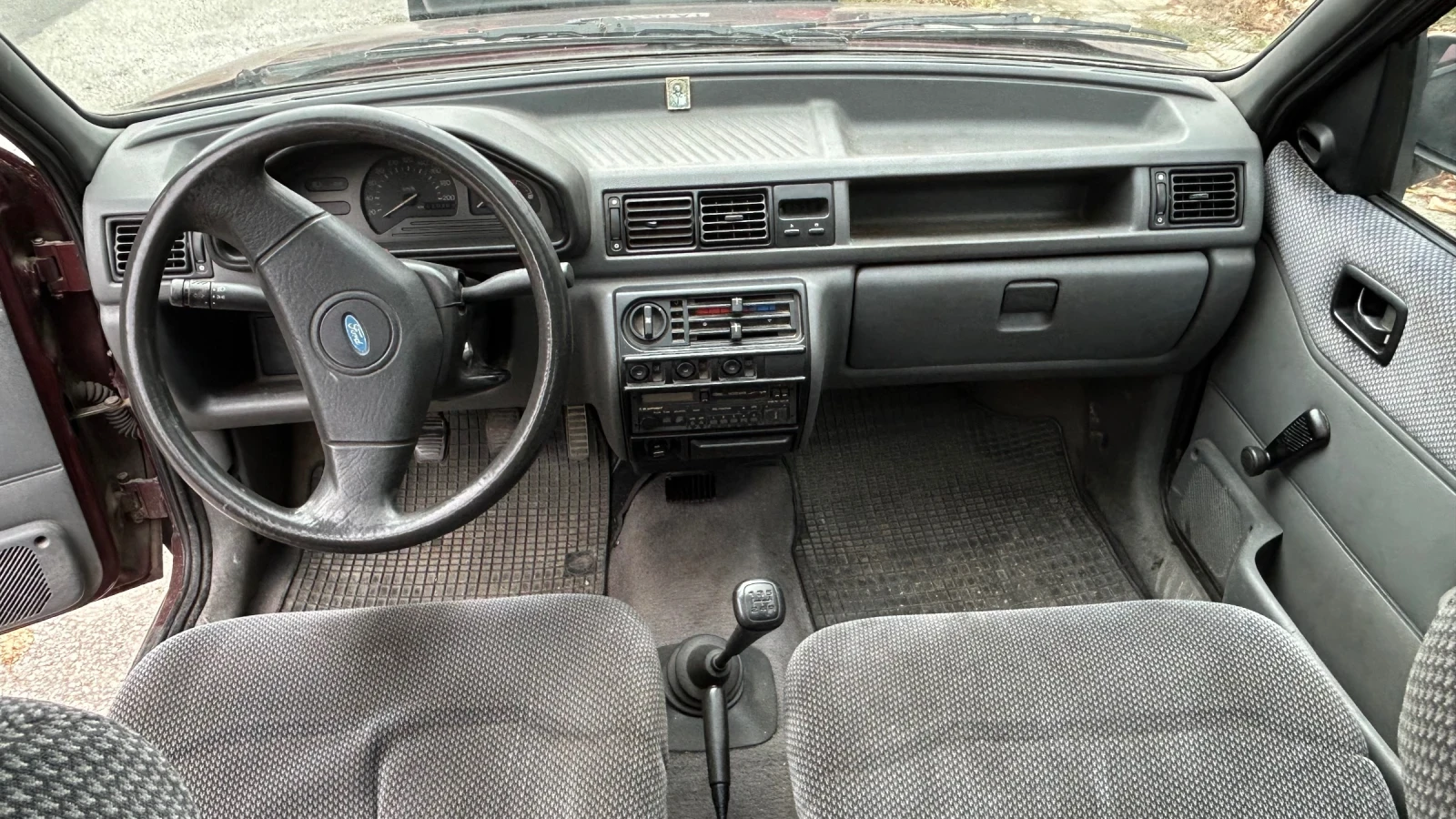 Ford Fiesta 1.8D CLX, снимка 7 - Автомобили и джипове - 56747358