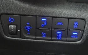 Hyundai Kona 64KWh/Premium/Blue link/SOH100%, снимка 16