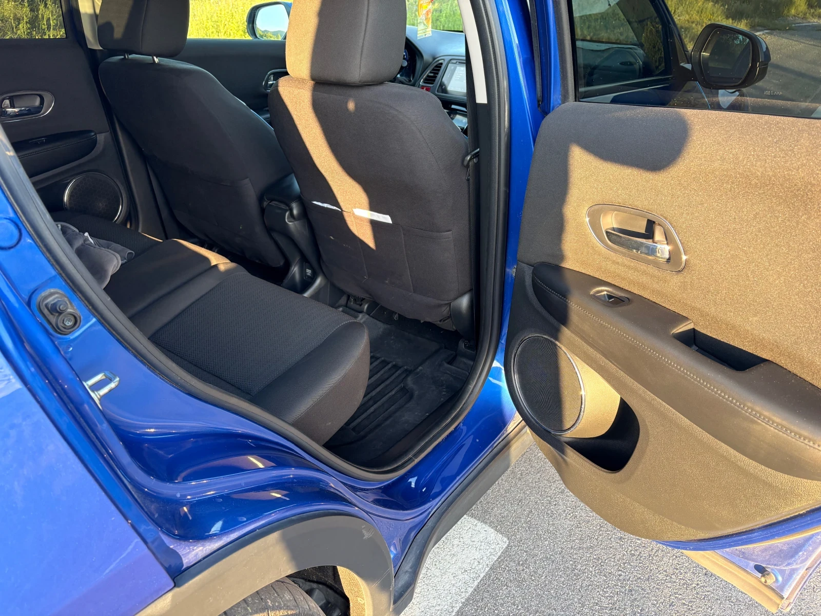 Honda Hr-v, снимка 9 - Автомобили и джипове - 55009737
