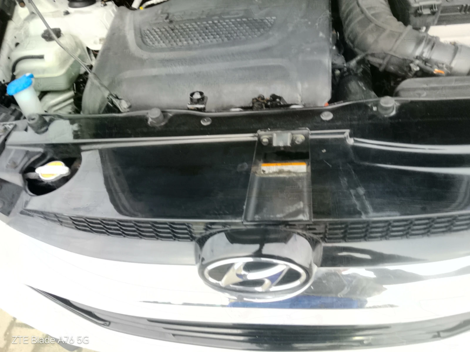 Hyundai IX35 2.0 D 4x4 - изображение 5