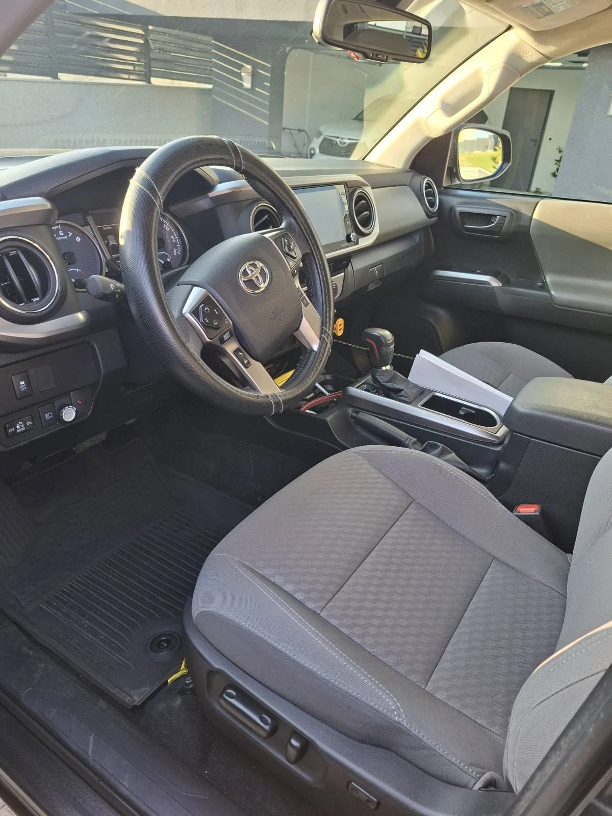 Toyota Tacoma Бензин- ГАЗ, снимка 6 - Автомобили и джипове - 54078298