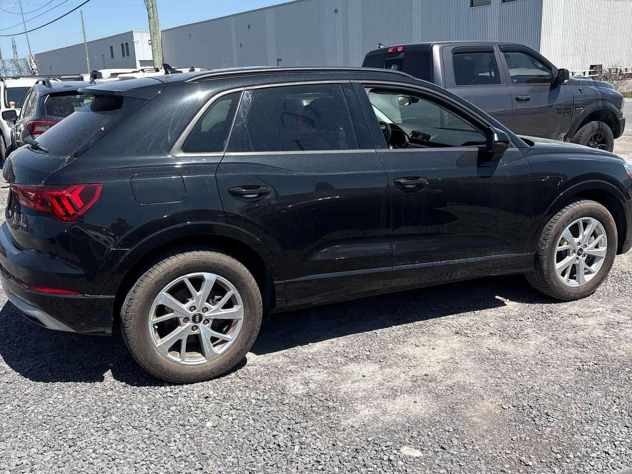 Audi Q3 * 45 TFSI quattro * DISTRONIC* ДВА КЛЮЧА* ПАНОРАМА, снимка 3 - Автомобили и джипове - 54495112