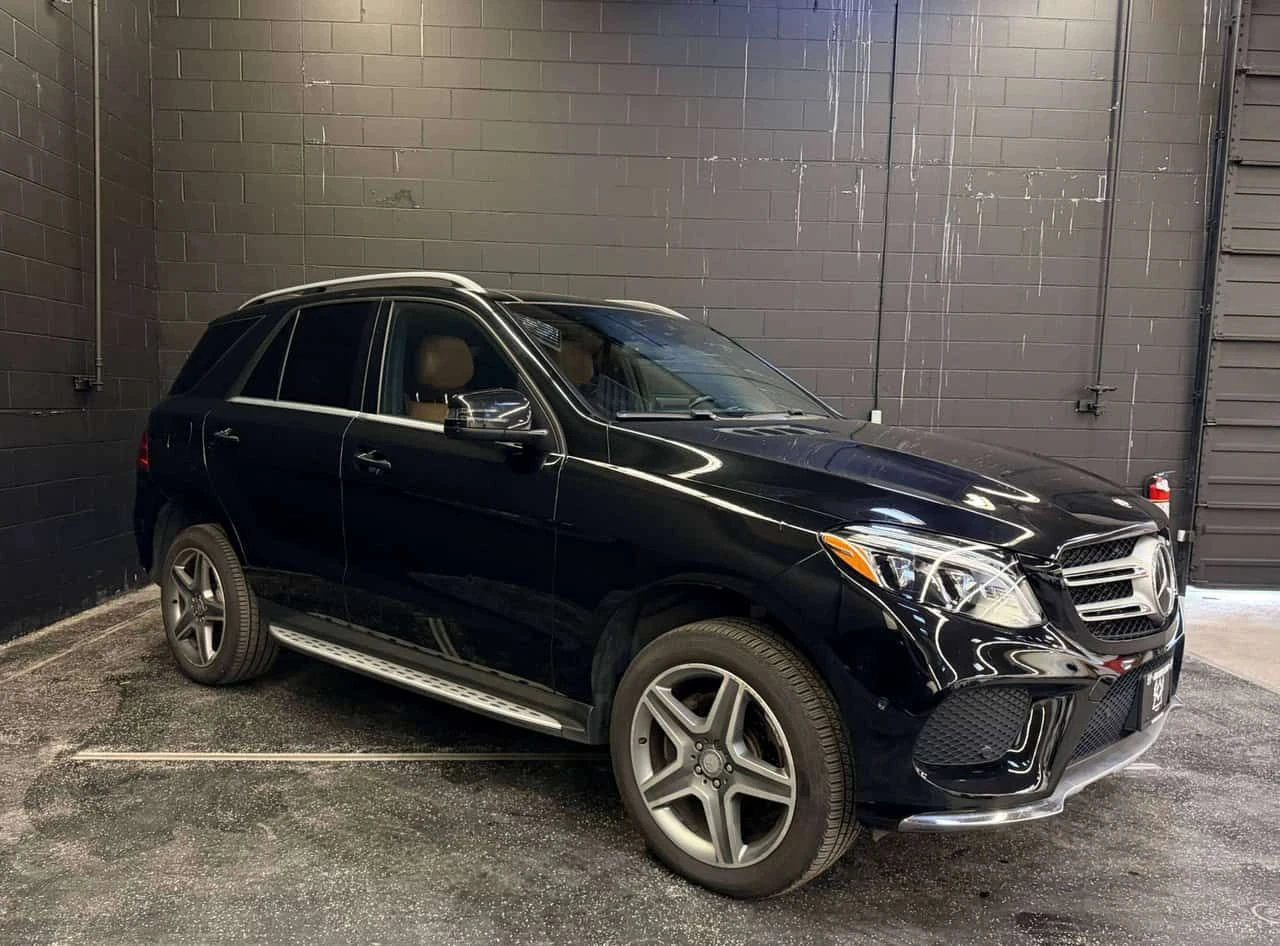 Mercedes-Benz GLE 350 DIESEL * AMG Line * Фиксирана цена до БГ * CARFAX, снимка 5 - Автомобили и джипове - 54607178