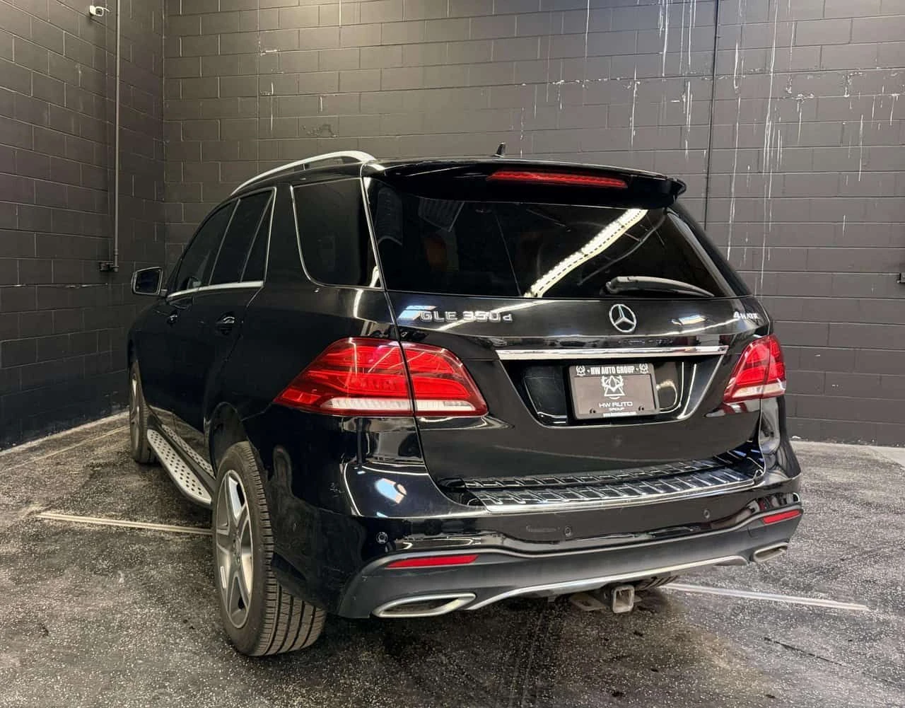 Mercedes-Benz GLE 350 DIESEL * AMG Line * Фиксирана цена до БГ * CARFAX, снимка 8 - Автомобили и джипове - 54607178
