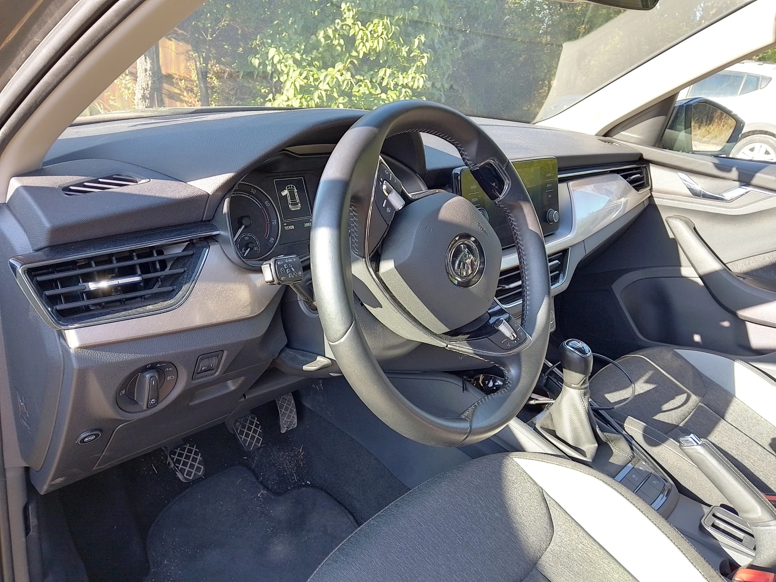 Skoda Kamiq TCI, снимка 5 - Автомобили и джипове - 55470232