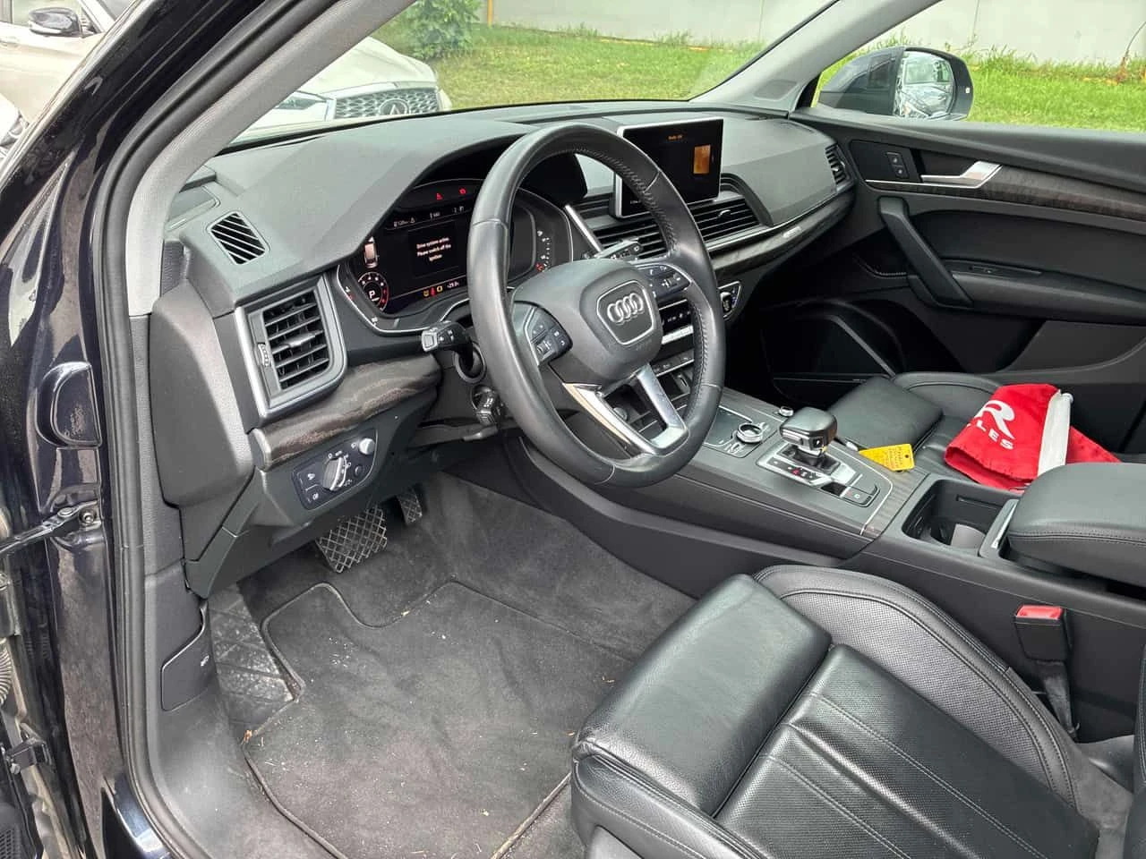 Audi Q5 * Technik * ДИСТРОНИК * 360 * ОБДУХВАНЕ, снимка 5 - Автомобили и джипове - 55579294