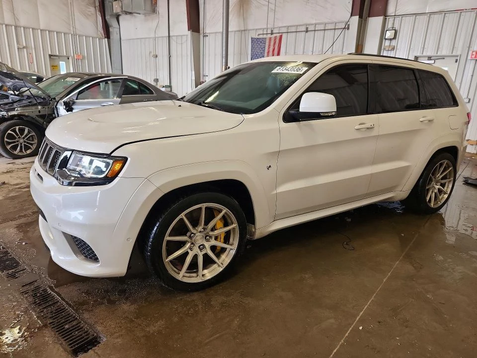 Jeep Grand cherokee TRACKHAWK 707HP| BREMBO| DISTRONIC| HARAMN