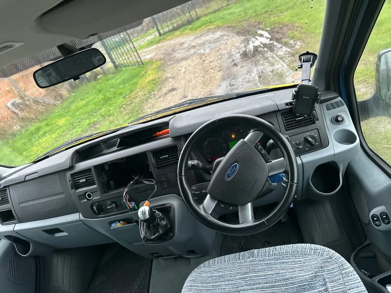 Ford Tourneo Пътнически, снимка 7 - Бусове и автобуси - 52729457