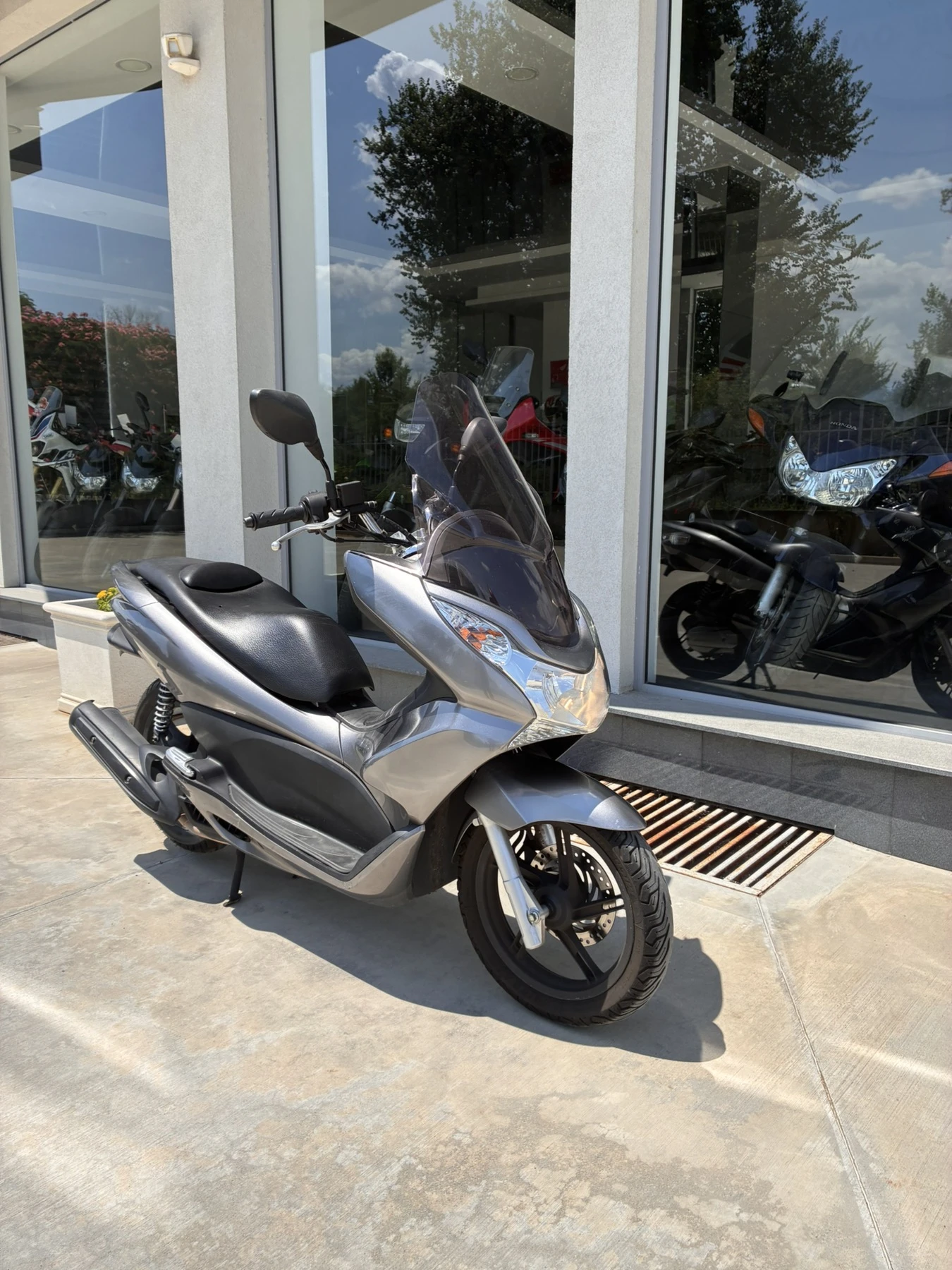 Honda Pcx 125, снимка 3 - Мотоциклети и мототехника - 55174400