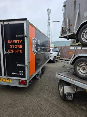 �� ��������� Sallas | Mobile.bg � ����� ������ 4