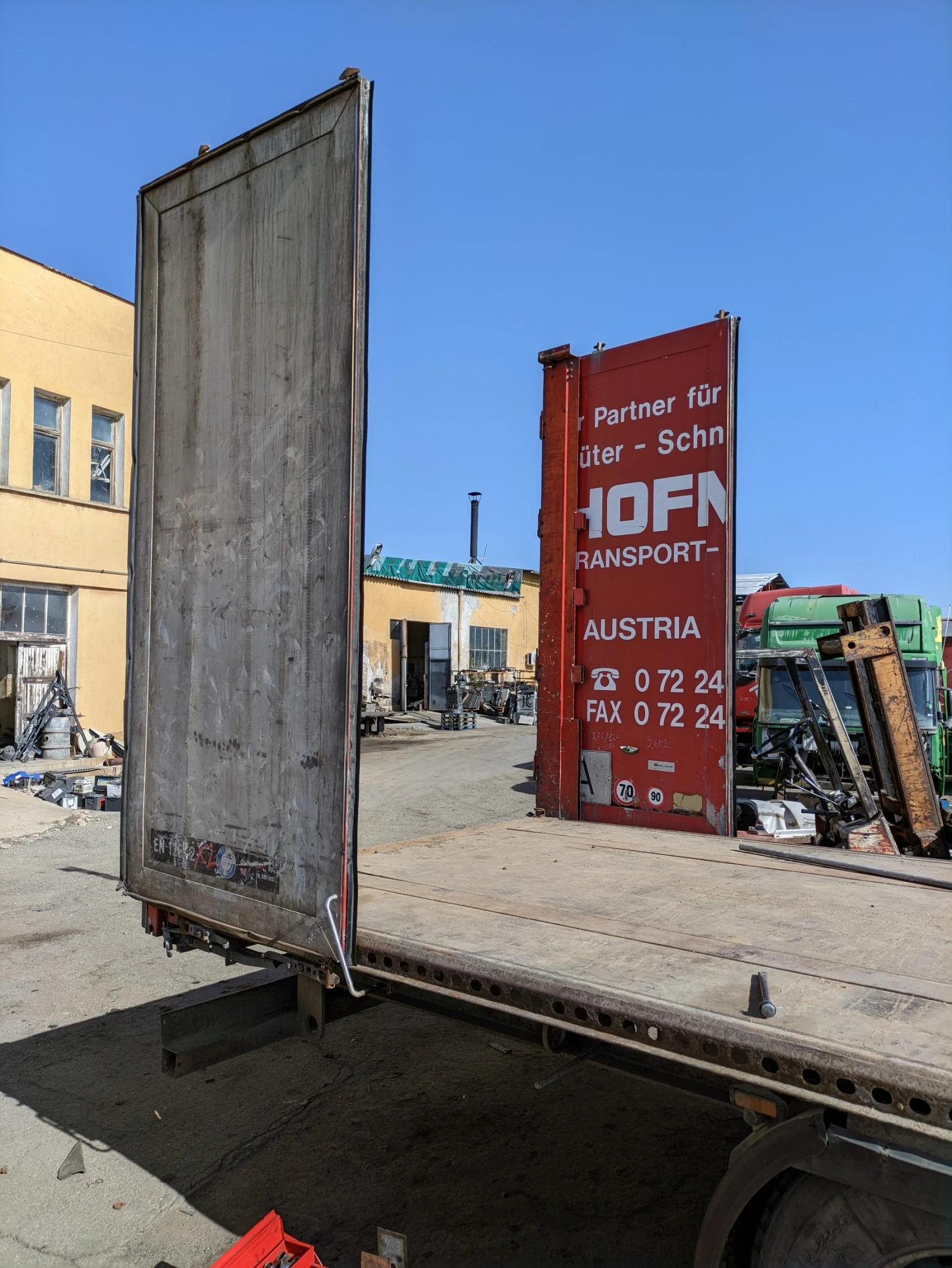    SN24, S24  | Mobile.bg   2