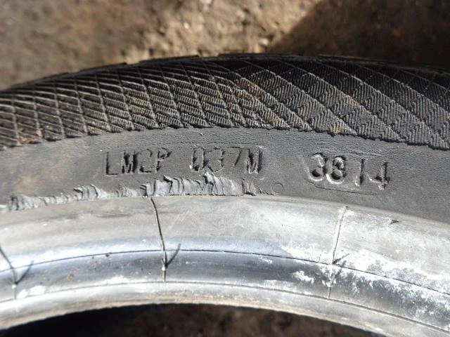 Гуми Зимни 245/40R18, снимка 9 - Гуми и джанти - 20266458