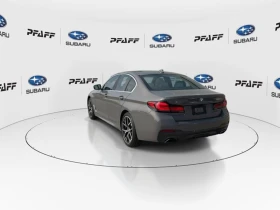 BMW 530E * xDrive * * HeadUp* AвтоКредит* (ЦЕНА ДО БГ), снимка 3