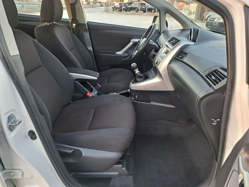 Toyota Verso 2.0D4D/190хкм/EUR5/CRUIZE/ПЕЧКА, снимка 15 - Автомобили и джипове - 47593127