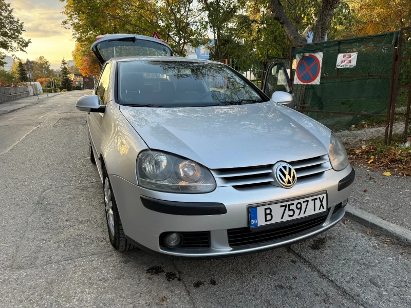 VW Golf 5, снимка 2 - Автомобили и джипове - 47885480