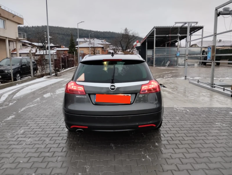 Opel Insignia 2.0 CDTI, снимка 2 - Автомобили и джипове - 48721495