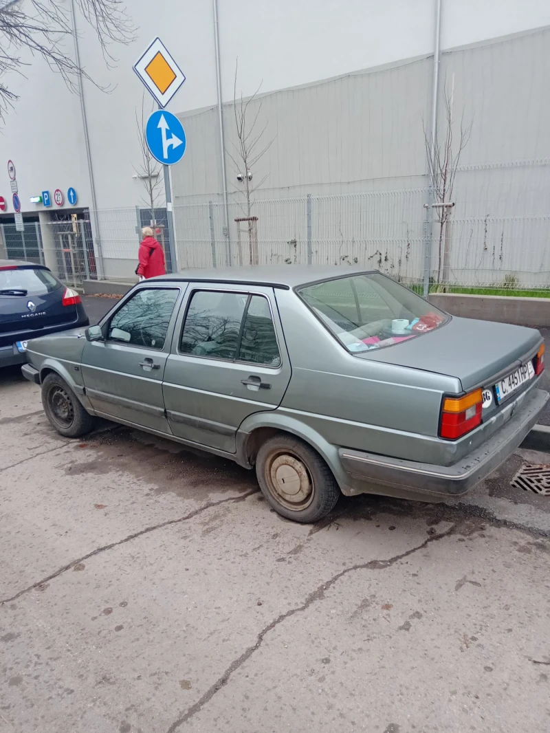 VW Jetta, снимка 3 - Автомобили и джипове - 49338816